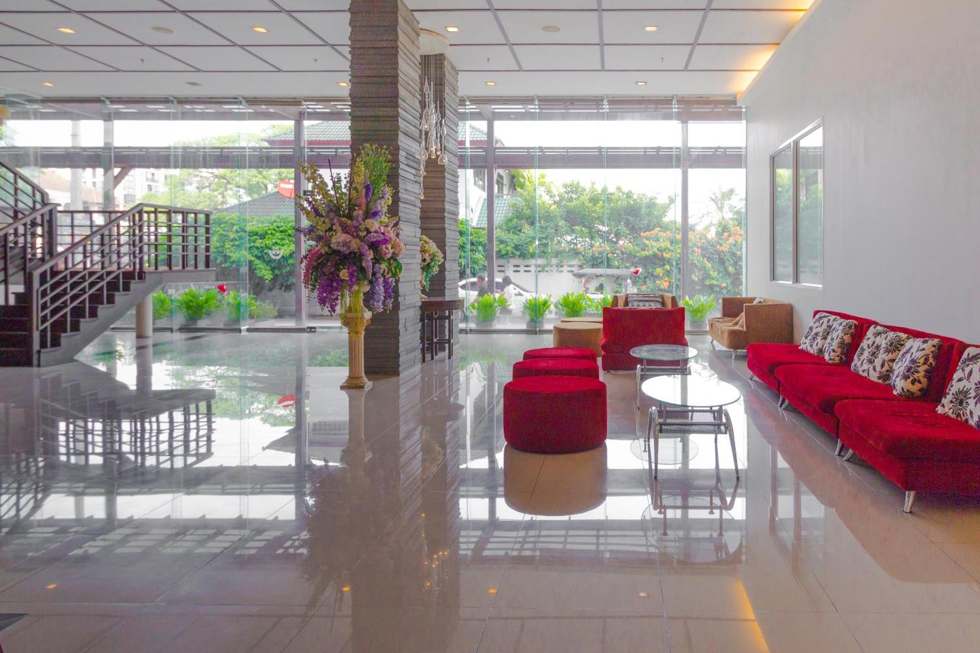 Mayflower Grande Hotel Chiang Mai Zewnętrze zdjęcie