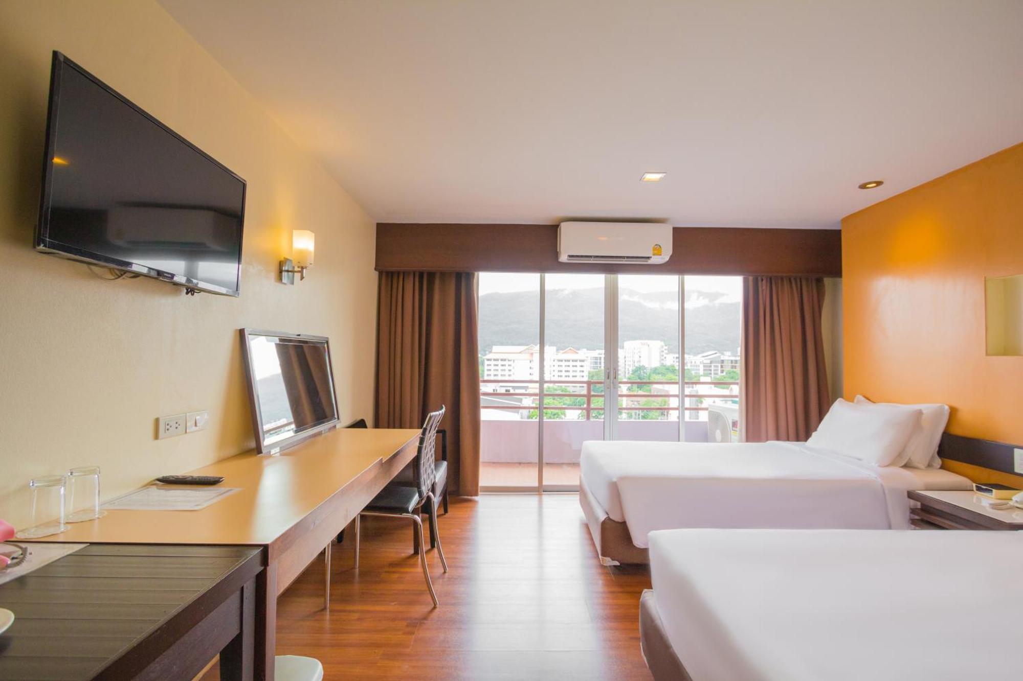 Mayflower Grande Hotel Chiang Mai Zewnętrze zdjęcie