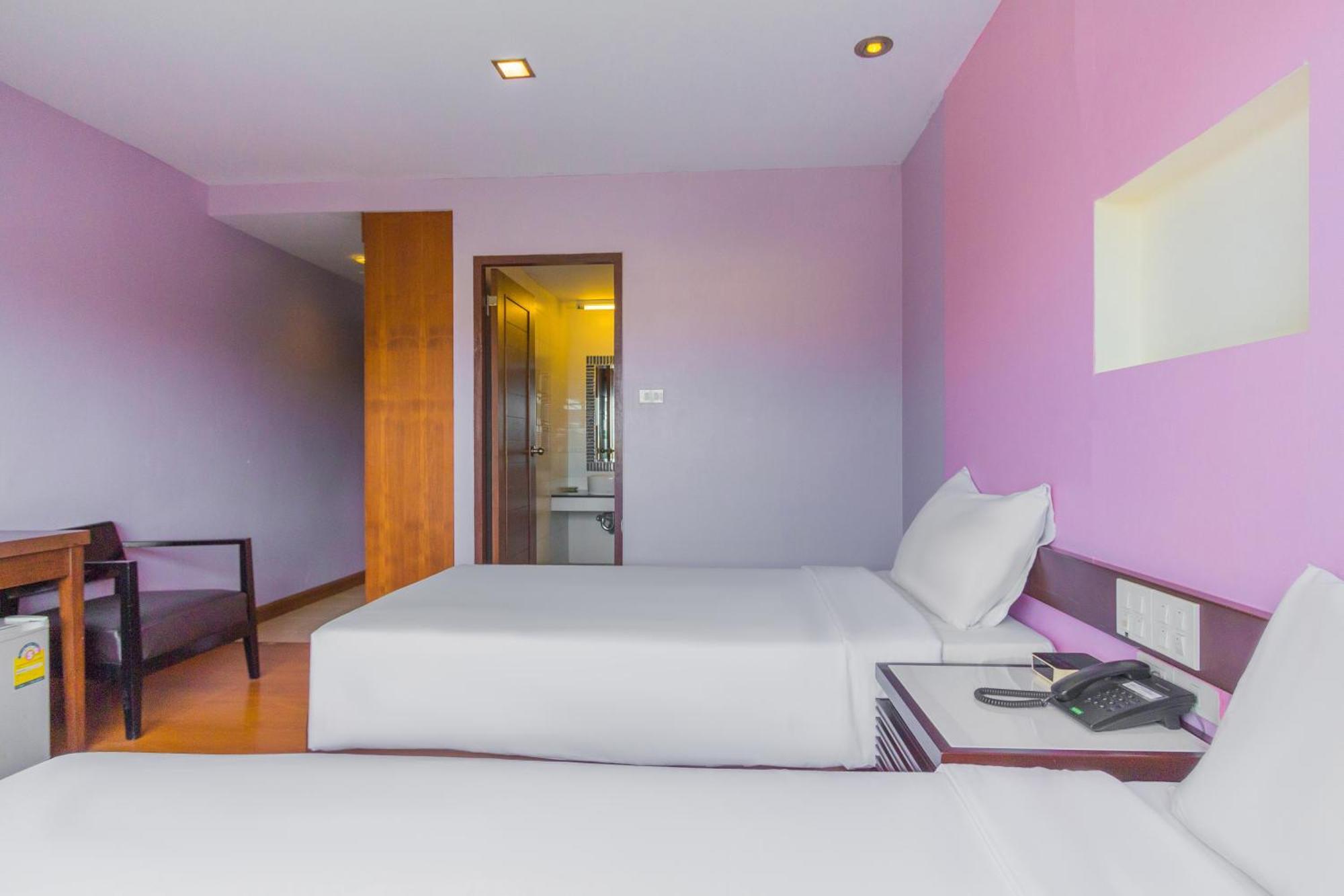 Mayflower Grande Hotel Chiang Mai Zewnętrze zdjęcie