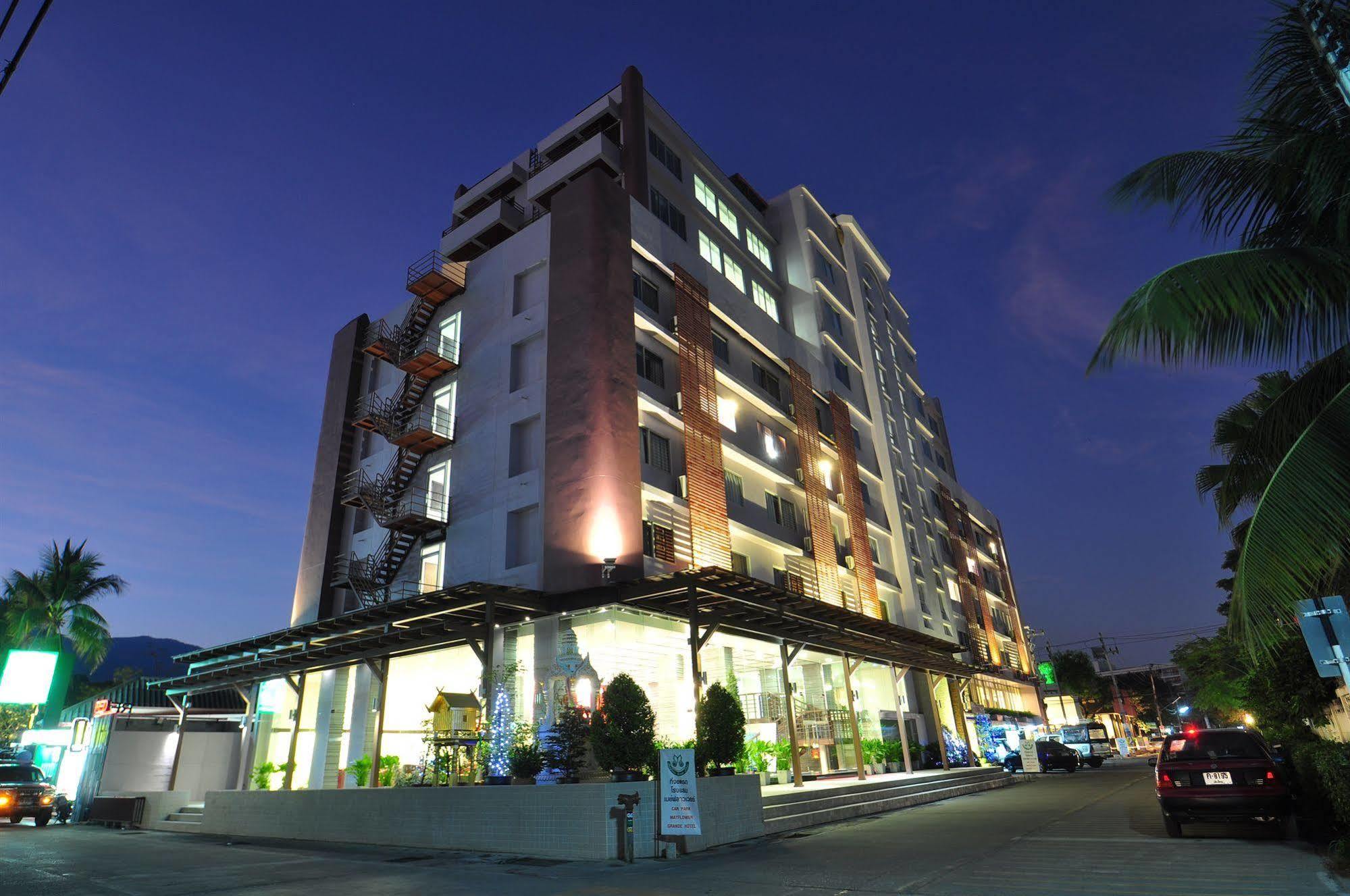 Mayflower Grande Hotel Chiang Mai Zewnętrze zdjęcie